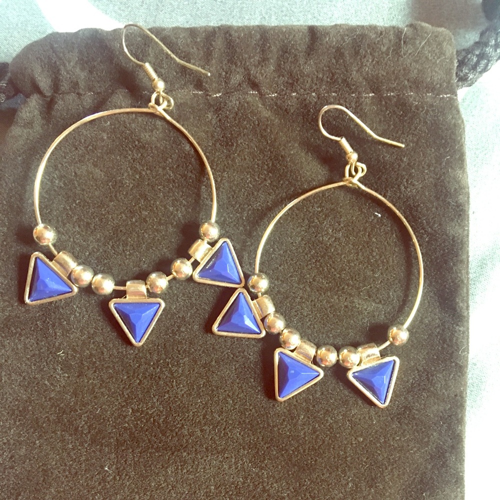Gold tone hoop accent earrings